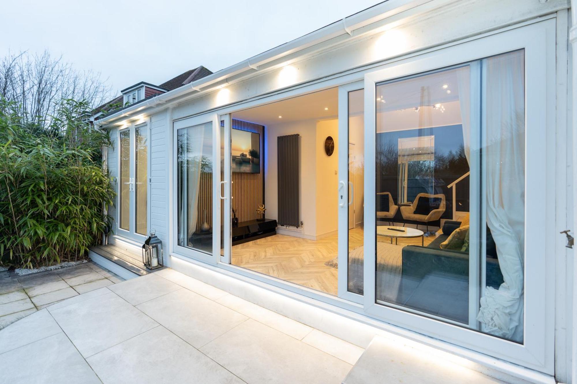 Vila Estwood - Gated House Southampton Exteriér fotografie