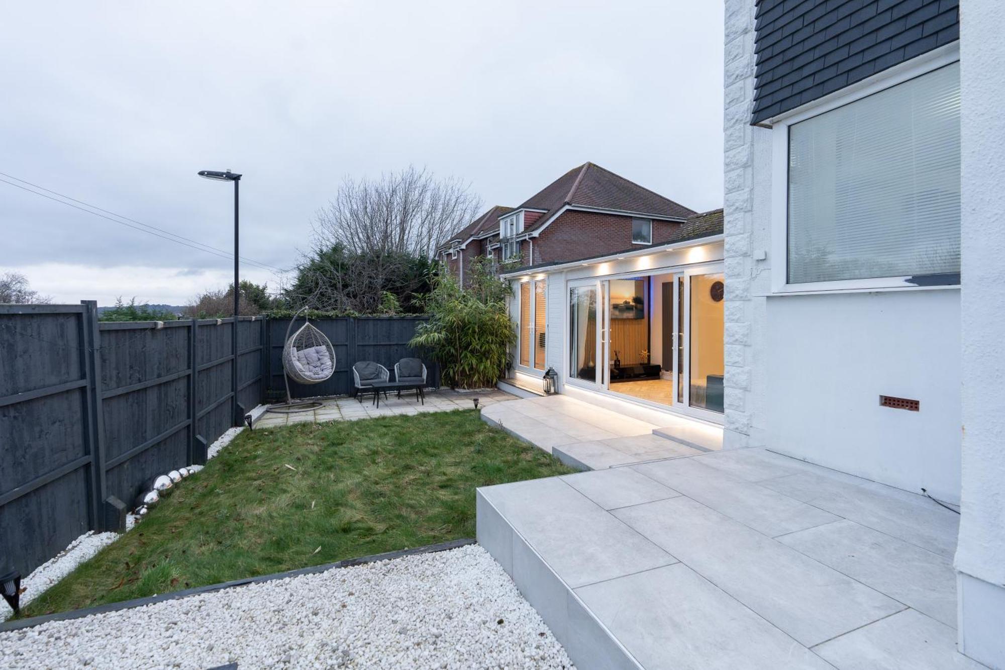 Vila Estwood - Gated House Southampton Exteriér fotografie